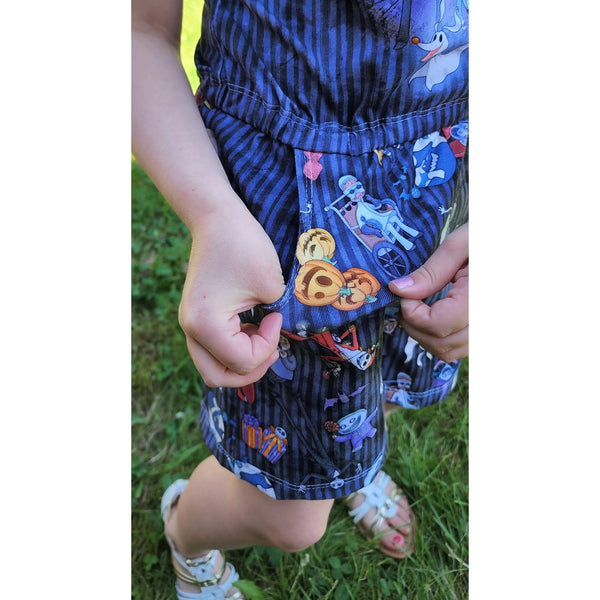 Spooky Xmas - Burlap Toss Monochrome