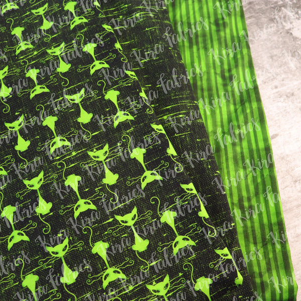 Spooky Xmas - Burlap Green